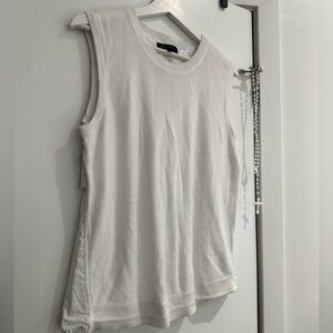 Banana Republic Ivory Muscle‎ Tee